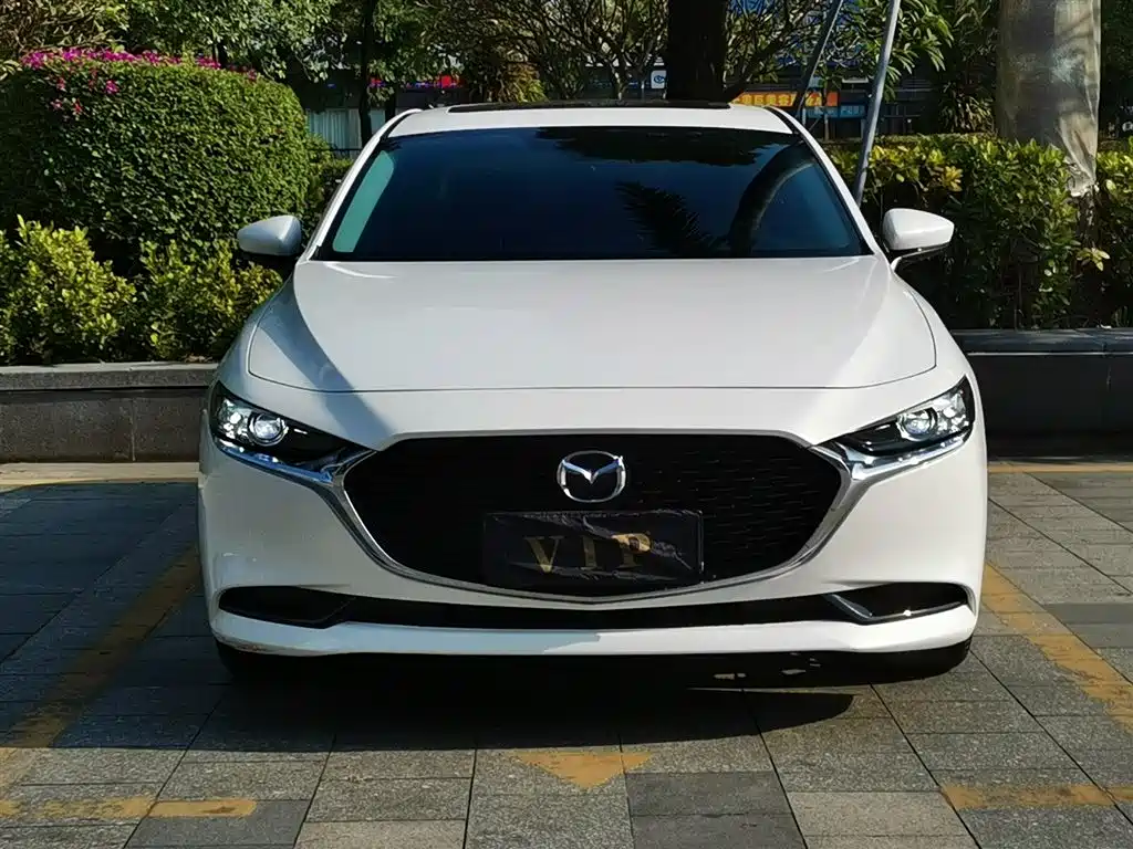 Mazda3 Angkesela 2020 2.0L Automatic Premium Edition купить на сайте DeffCars