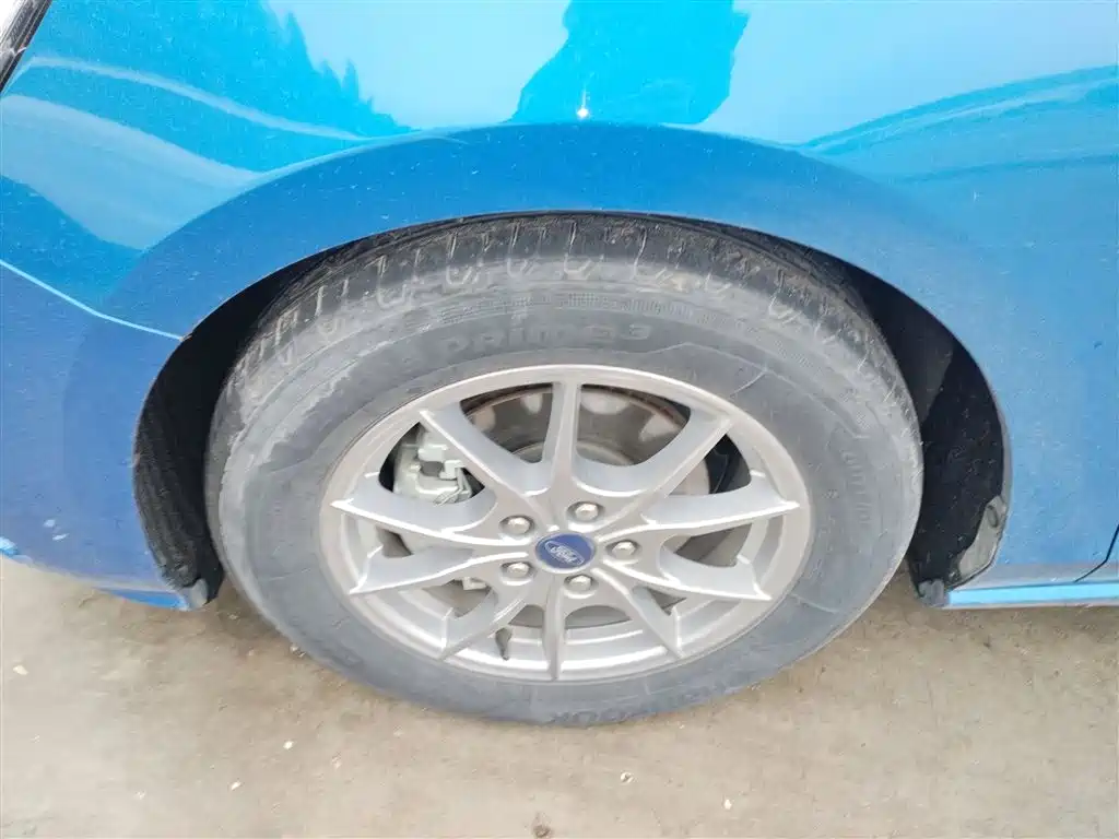 Focus 2020 Hatchback 1.5L Automatic Front Jump купить на сайте DeffCars