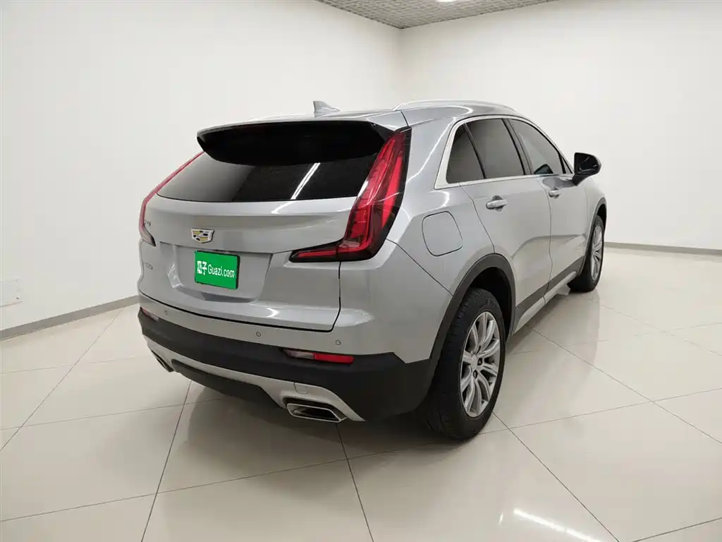 Cadillac XT4 2023 28T two-wheel drive premium model купить на сайте DeffCars