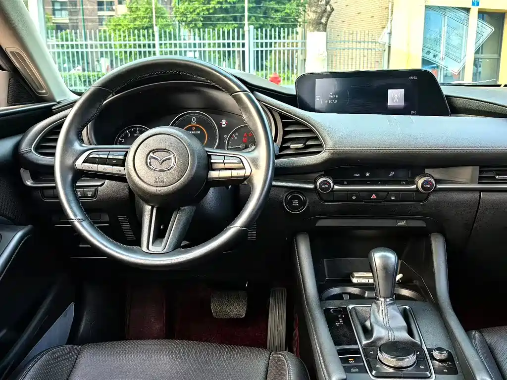 Mazda3 Angkesela 2021 1.5L automatic quality version купить на сайте DeffCars