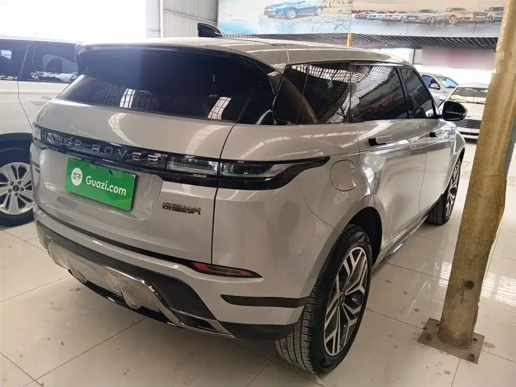 Range Rover Evoque 2022 Evoque L 249PS R-Dynamic Deluxe Edition купить на сайте DeffCars