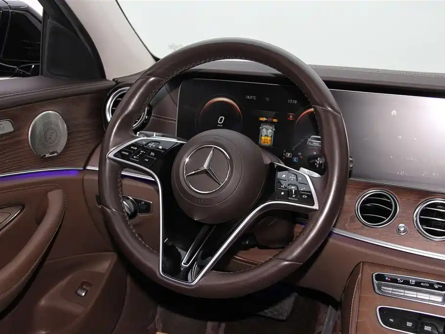 Mercedes-Benz E-Class 2022 E 300 L Luxury Model купить на сайте DeffCars