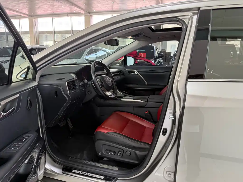 Lexus RX 2020 facelift 300 two-wheel drive elite version купить на сайте DeffCars