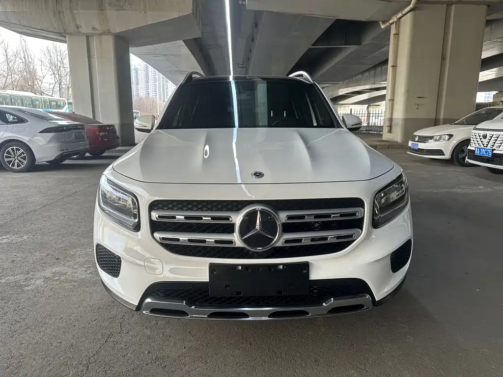 Mercedes-Benz GLB 2022 facelift GLB 180 dynamic купить на сайте DeffCars