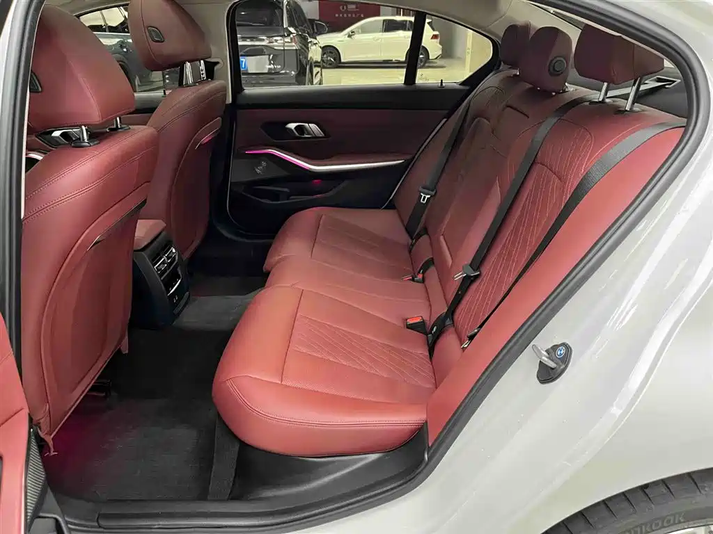 BMW 3 Series 2023 320Li M Sports Package купить на сайте DeffCars