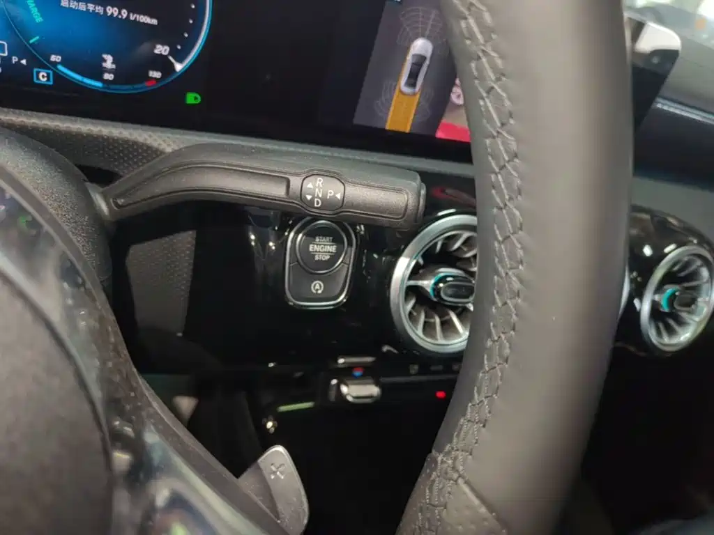 Mercedes A-Class 2022 facelift A 200 L sports sedan and fashionable model купить на сайте DeffCars