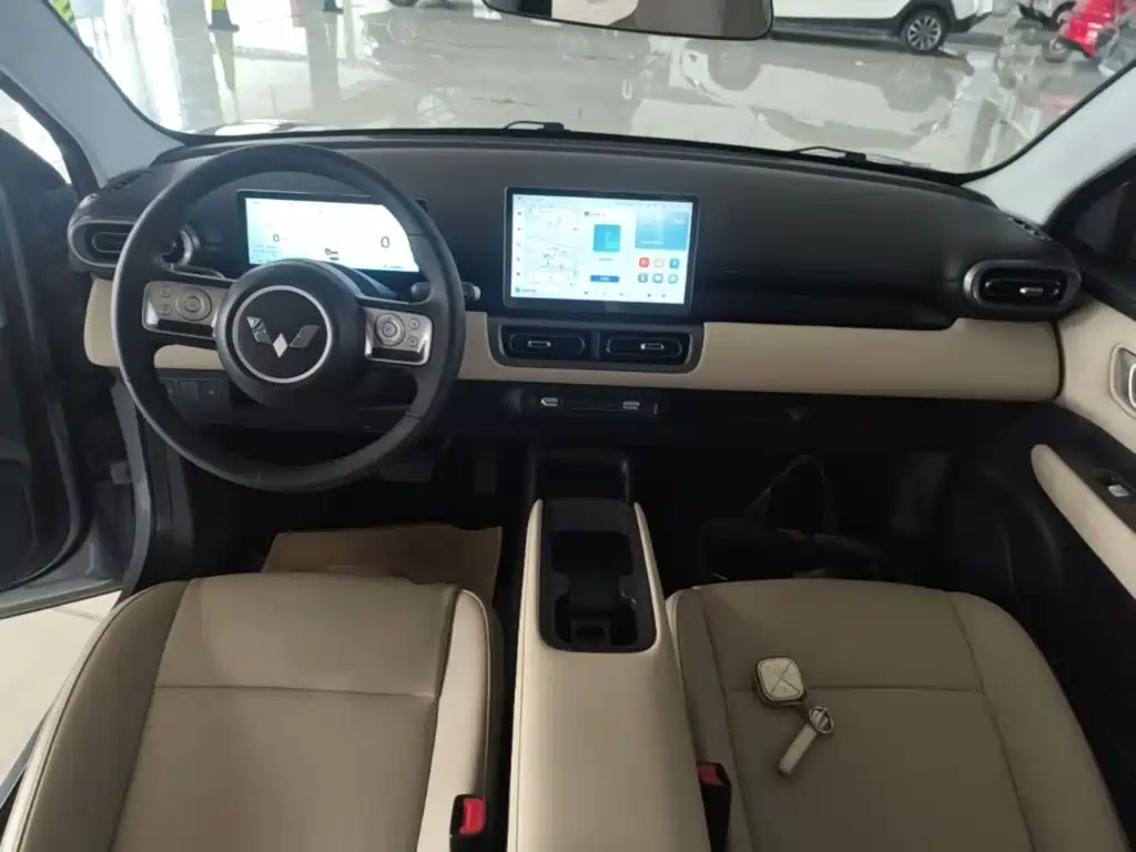 Wuling Bingo PLUS 2024 330km five-seater version купить на сайте DeffCars