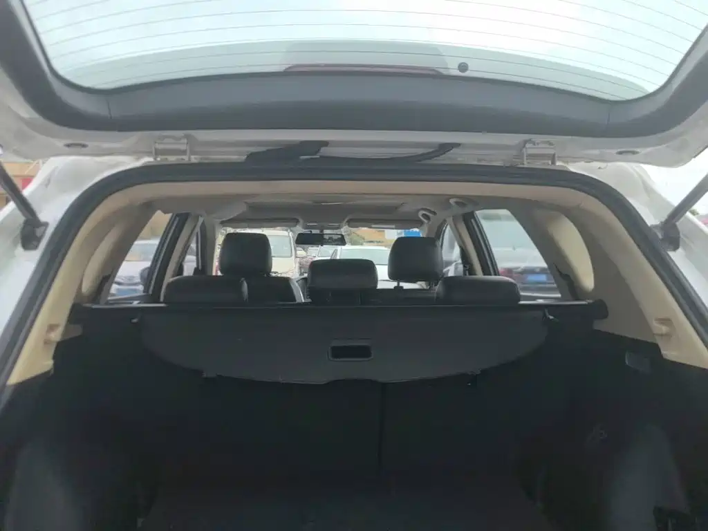 Dongfeng Fengshen AX7 2015 2.0L manual smart model купить на сайте DeffCars