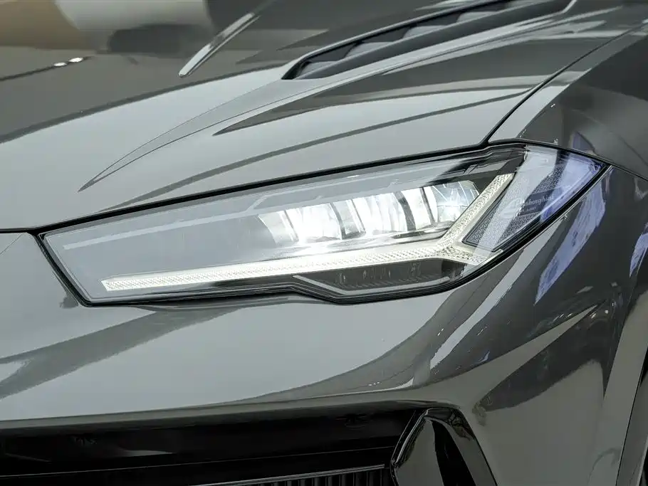 Urus 2023 4.0T V8 S купить на сайте DeffCars