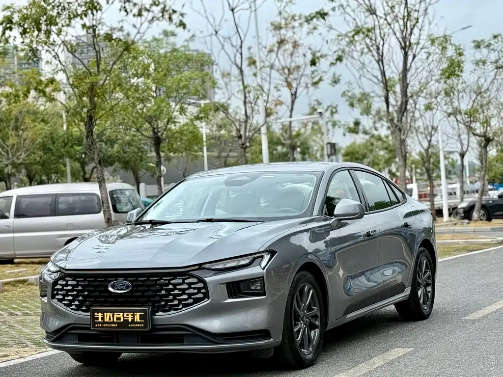 Mondeo 2025 2.0T EcoBoost Luxury купить на сайте DeffCars
