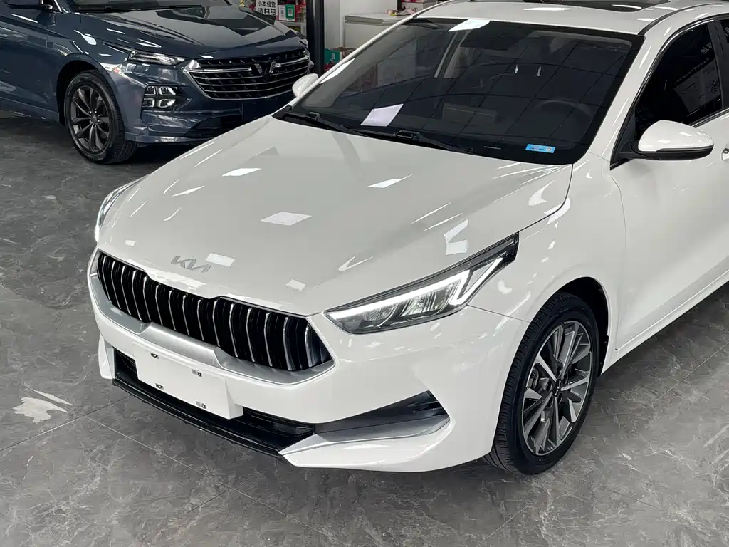 Kia K3 2021 facelift 1.5L CVT fashion version купить на сайте DeffCars
