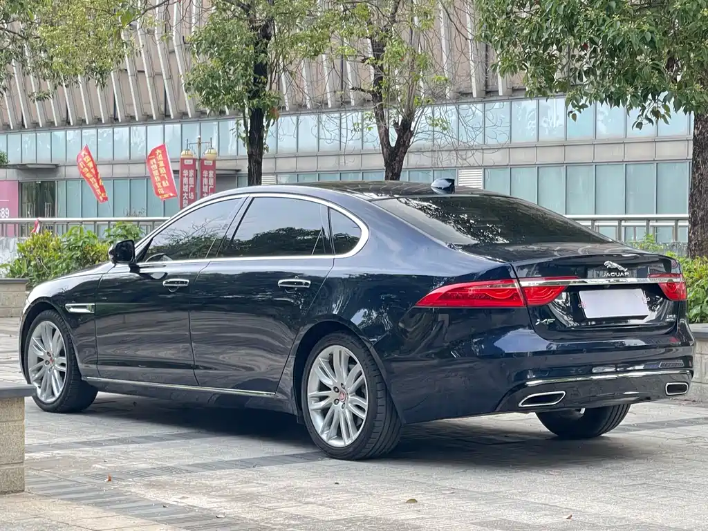 Jaguar XFL 2020 XFL 2.0T P250 four-wheel drive exclusive edition купить на сайте DeffCars