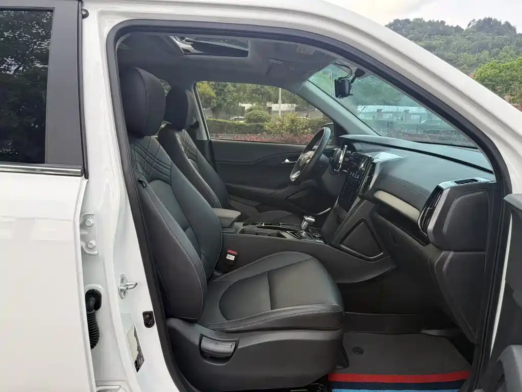 Beijing Hyundai ix35 2021 2.0L automatic two-wheel drive GLS leading version купить на сайте DeffCars