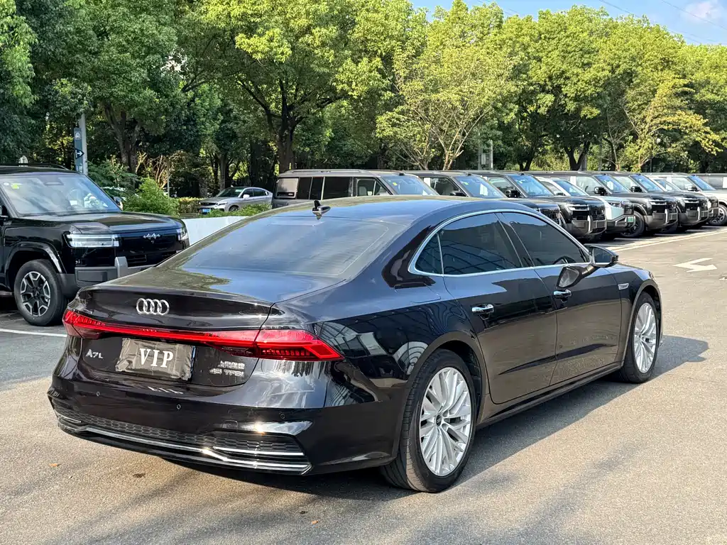 Audi A7L 2022 45 TFSI S-line Dream Youth Edition купить на сайте DeffCars
