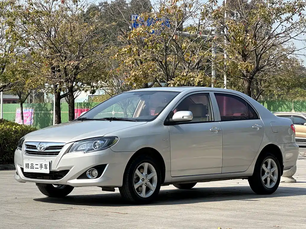 Corolla 2013 1.6L automatic luxury version купить на сайте DeffCars