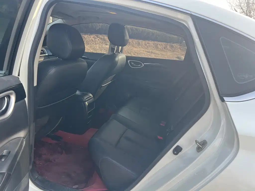 Sylphy 2018 1.6XV CVT Exclusive Edition купить на сайте DeffCars