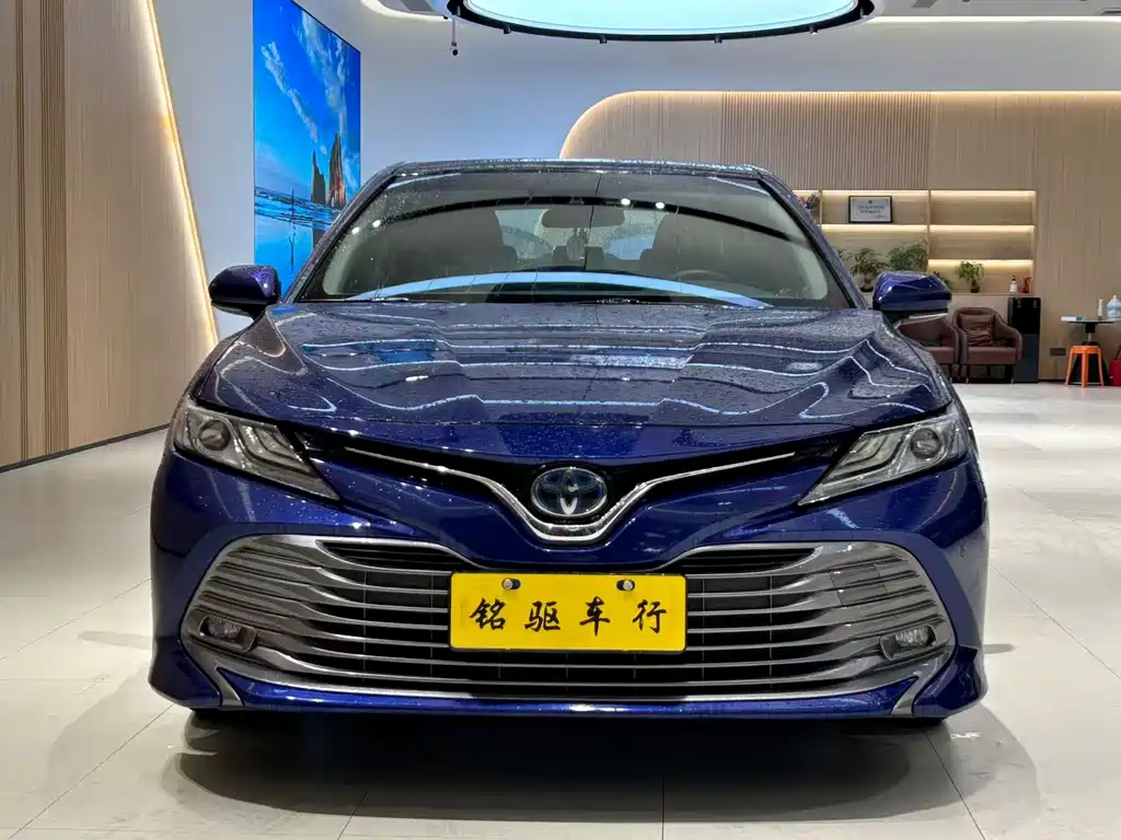 Camry 2019 Shuangqing 2.5HG Deluxe Edition National V купить на сайте DeffCars