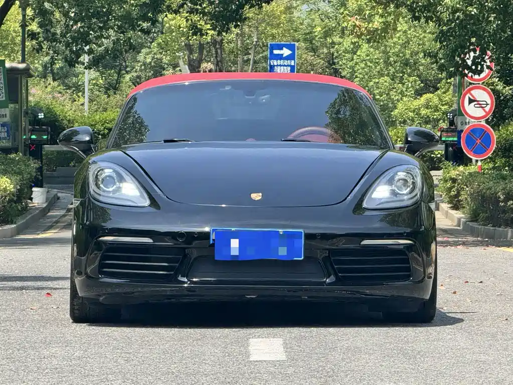 Porsche 718 2016 Boxster 2.0T купить на сайте DeffCars