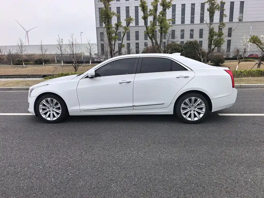 Cadillac ATS-L 2017 28T Fashion Model купить на сайте DeffCars