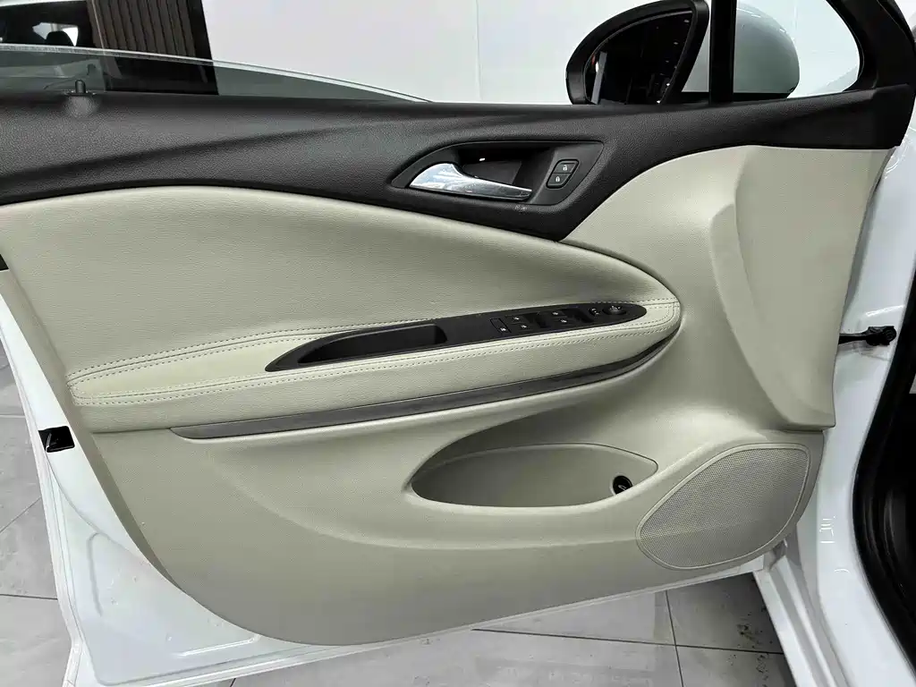 Weilan 2018 Sedan 15S Automatic Enterprising купить на сайте DeffCars