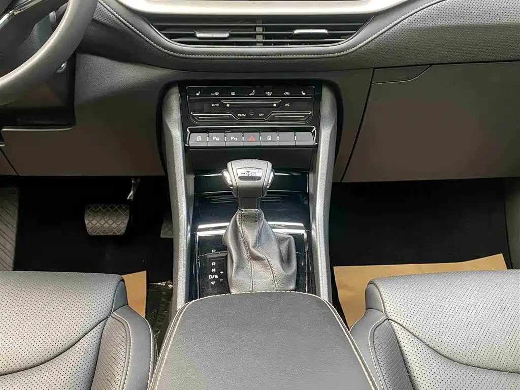 Kodiak 2022 facelift TSI330 5-seat two-wheel drive luxury version купить на сайте DeffCars
