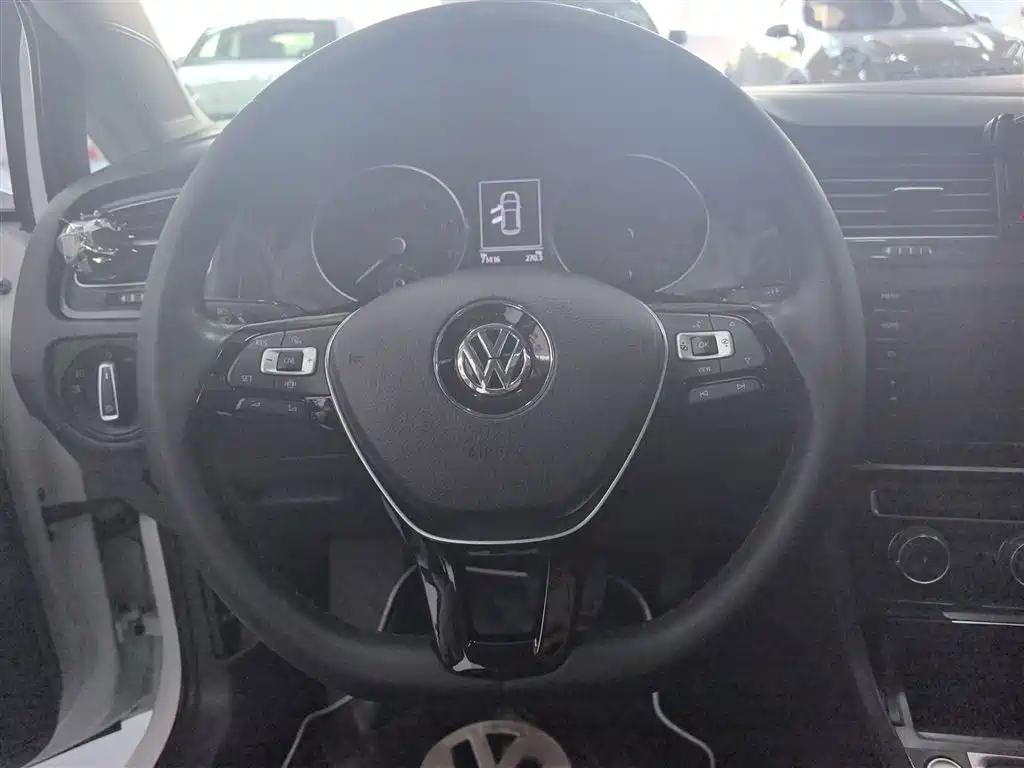 Golf 2020 Beloved Edition 280TSI DSG Comfort Type купить на сайте DeffCars