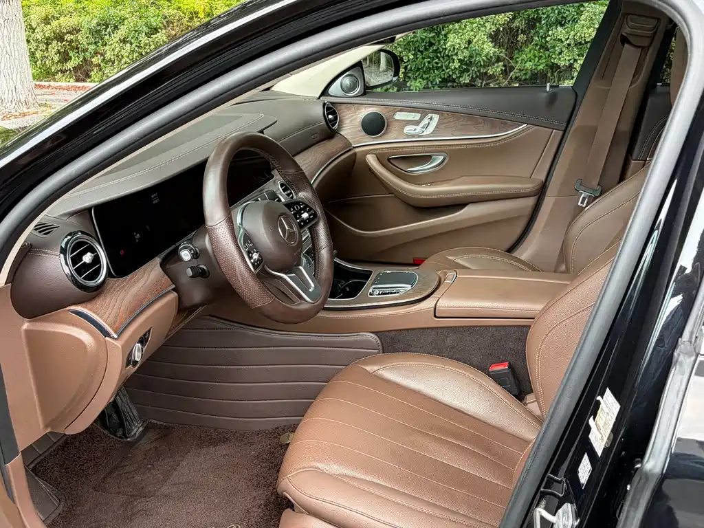 Mercedes-Benz E-Class 2020 E 300 L Fashion купить на сайте DeffCars