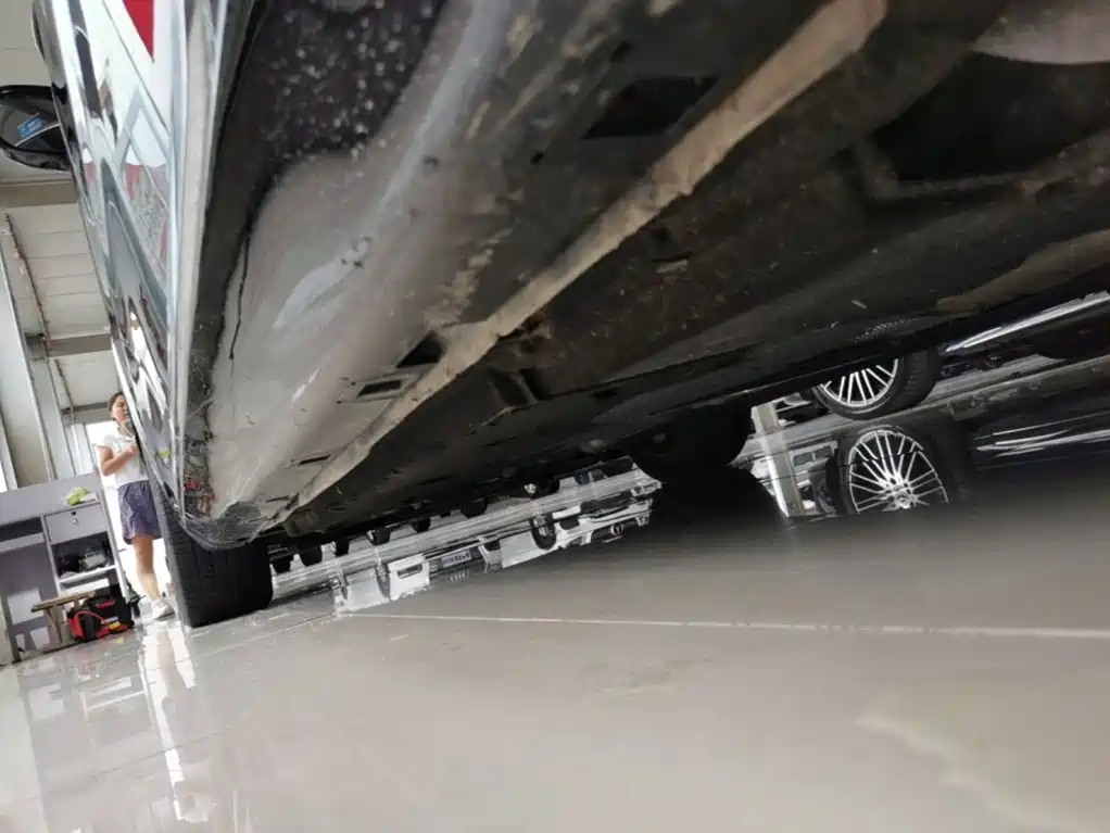 Hongqi H5 2024 2.0T Automatic Intelligent Connected Flag Edition купить на сайте DeffCars