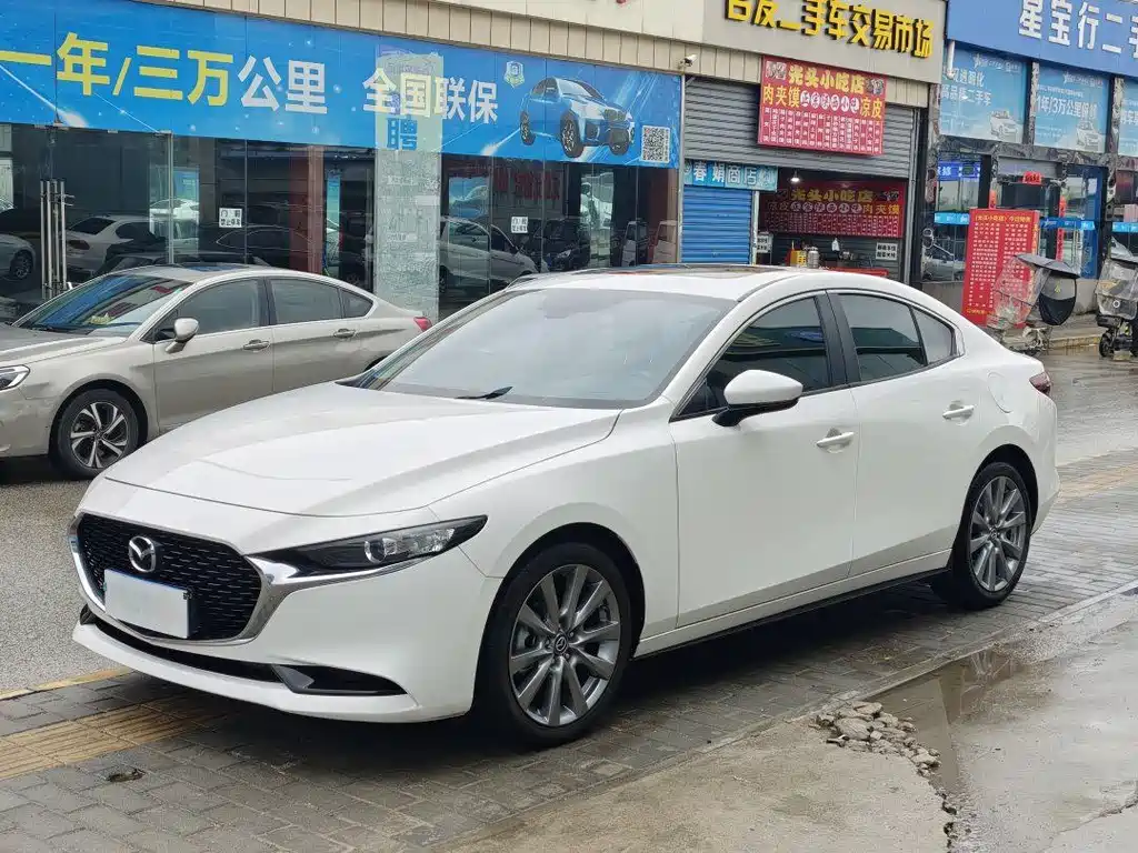 Mazda3 Angkesela 2025 2.0L Automatic Premium Edition купить на сайте DeffCars