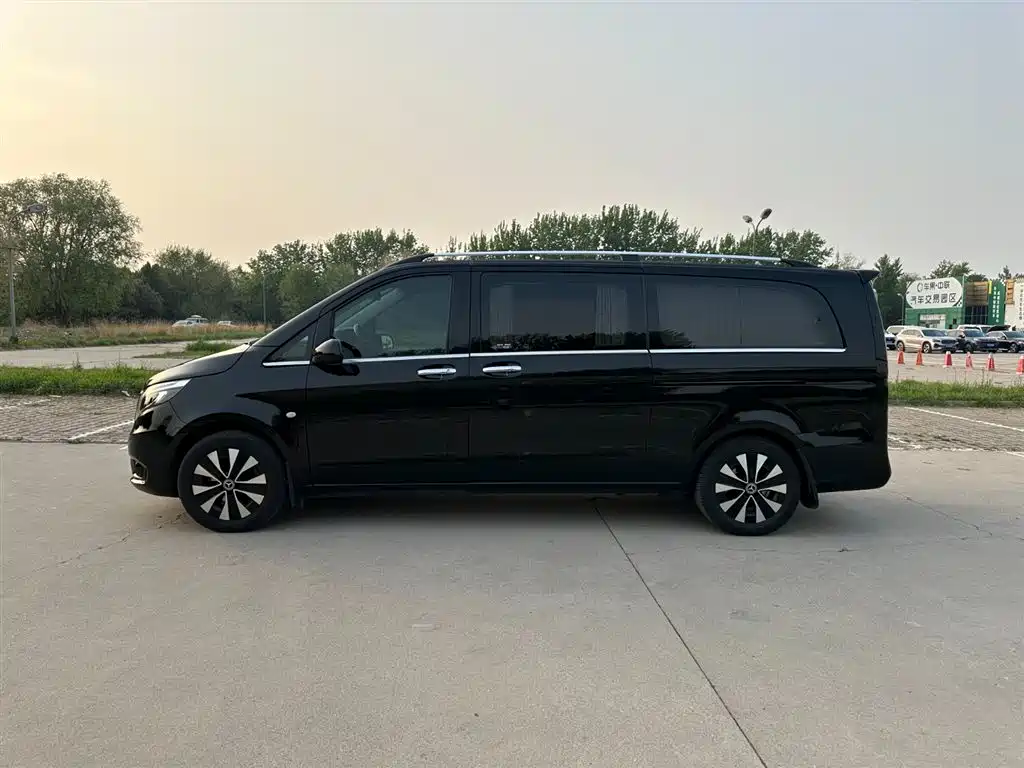 Vito 2021 2.0T Business Edition 7 seats купить на сайте DeffCars