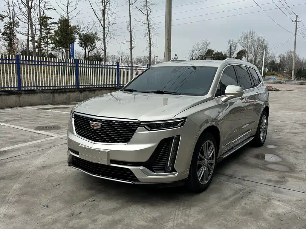 Cadillac XT6 2022 2.0T six-seat two-wheel drive luxury model купить на сайте DeffCars