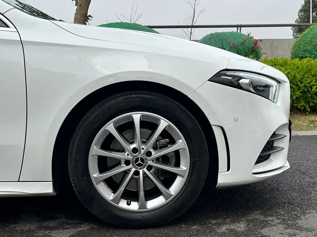 Mercedes-Benz A-Class 2021 A 200 L Sports Sedan Fashionable купить на сайте DeffCars