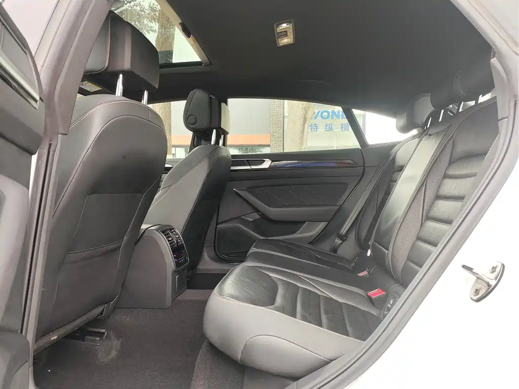 FAW-Volkswagen CC 2024 380TSI Dazzling Edition купить на сайте DeffCars