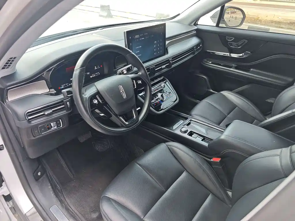 Adventurer 2022 2.0T two-wheel drive exclusive edition купить на сайте DeffCars