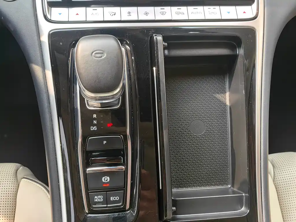 Trumpchi M8 2021 Master Series 390T Four-Seater Imperial Edition купить на сайте DeffCars