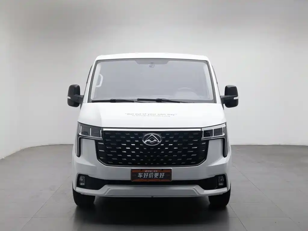 Xintu V80 2024 model AoYuntong 6AMT short axis ultra-low roof 127Ps 5/6 seats купить на сайте DeffCars