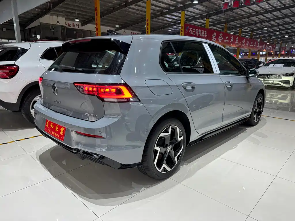 Golf 2025 300TSI R-Line купить на сайте DeffCars