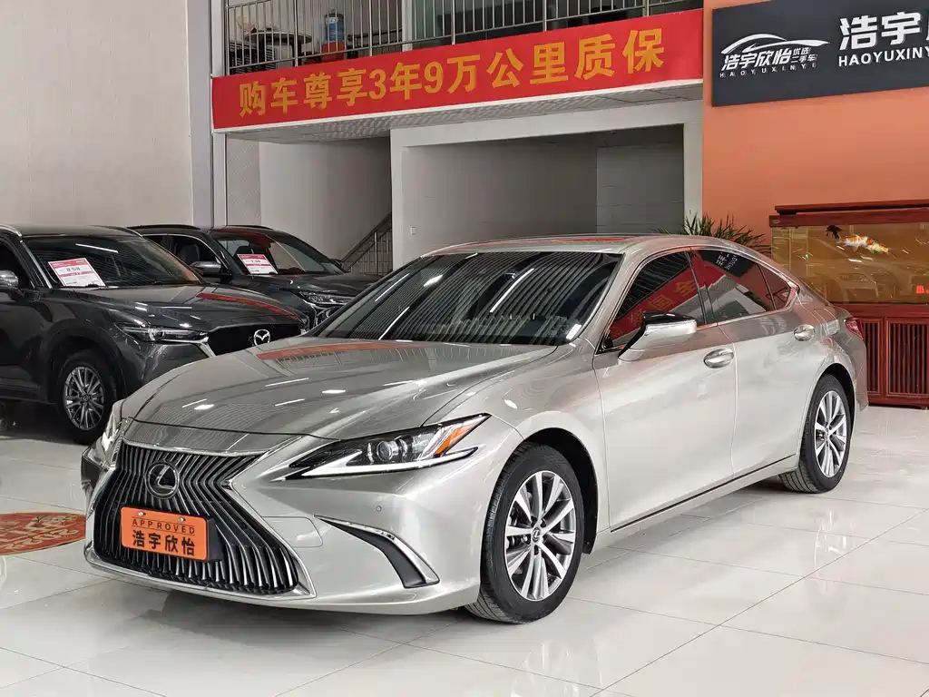 Lexus ES 2018 200 Excellence Edition National VI купить на сайте DeffCars