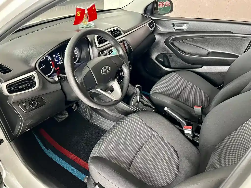 Rena 2017 1.4L automatic jump version, National V купить на сайте DeffCars