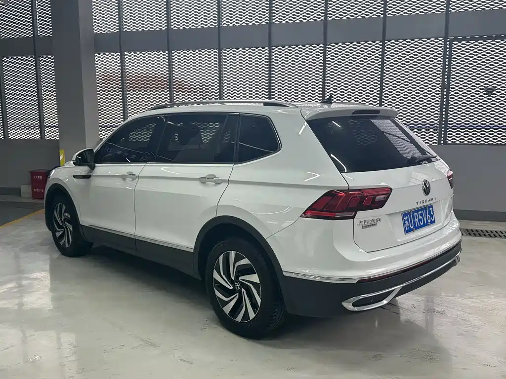 Tiguan L 2023 facelift 330TSI automatic two-wheel drive smart version купить на сайте DeffCars