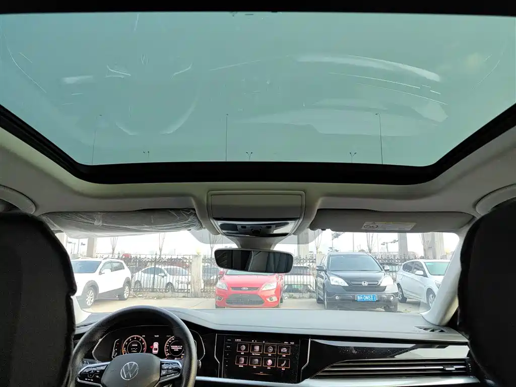 Passat 2022 330TSI Starry Sky Deluxe Edition купить на сайте DeffCars
