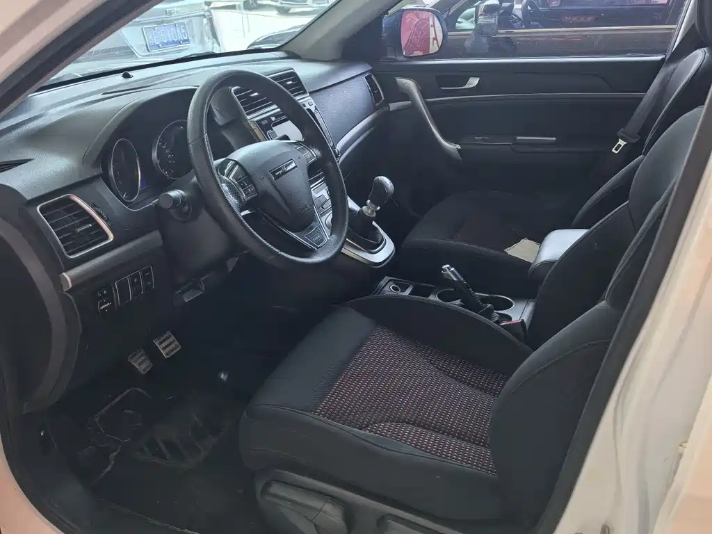 Haval M6 2017 1.5T manual two-wheel drive urban model купить на сайте DeffCars