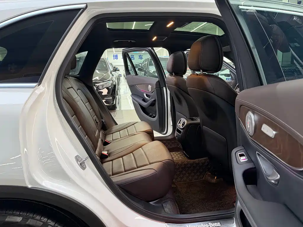 Mercedes-Benz GLC 2020 facelift GLC 260 L 4MATIC luxury model купить на сайте DeffCars