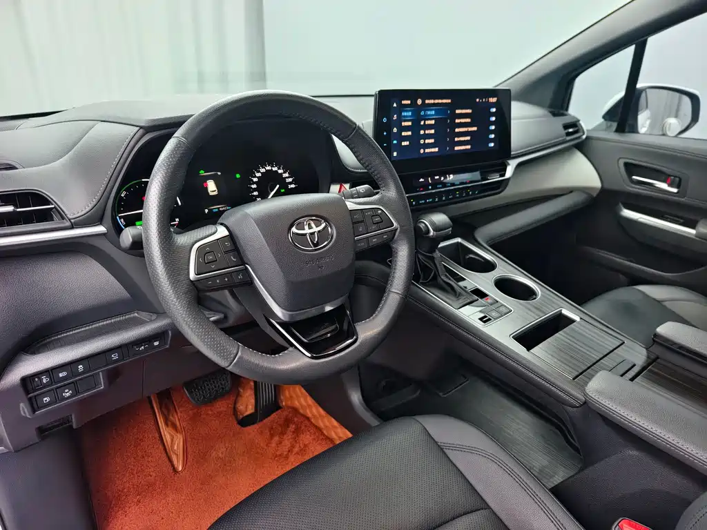 Granvia 2022 2.5L Hybrid Royal Edition купить на сайте DeffCars
