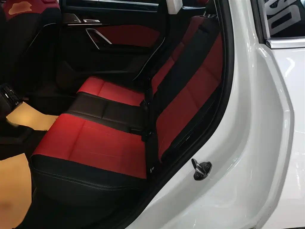 BMW X1 2023 sDrive25Li X Design Package купить на сайте DeffCars