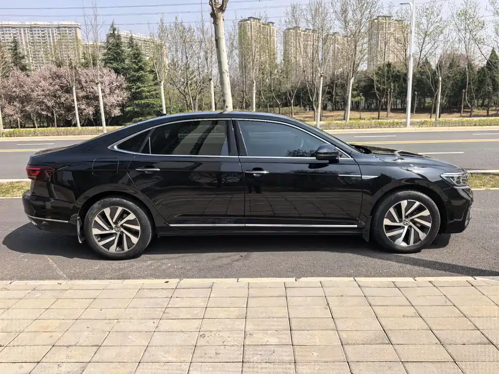 Passat New Energy 2022 430PHEV Hybrid Luxury Edition купить на сайте DeffCars