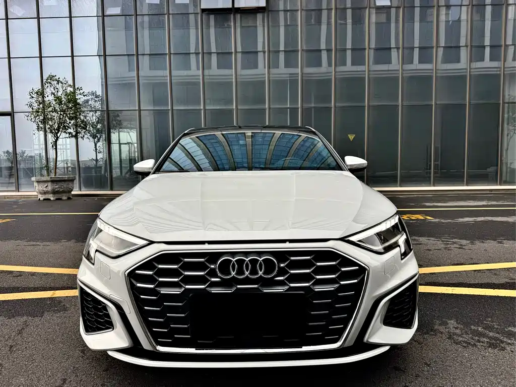 Audi A3 2022 Sportback 35 TFSI stylish and sporty купить на сайте DeffCars