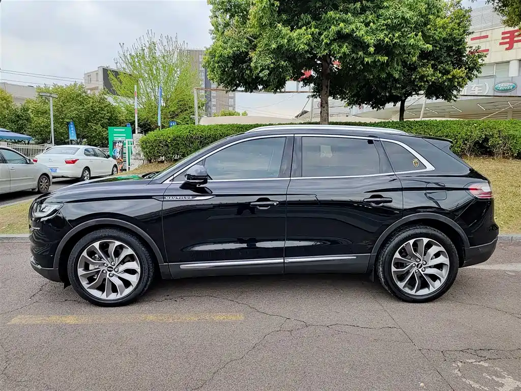 Voyager 2021 2.0T four-wheel drive elegant version купить на сайте DeffCars