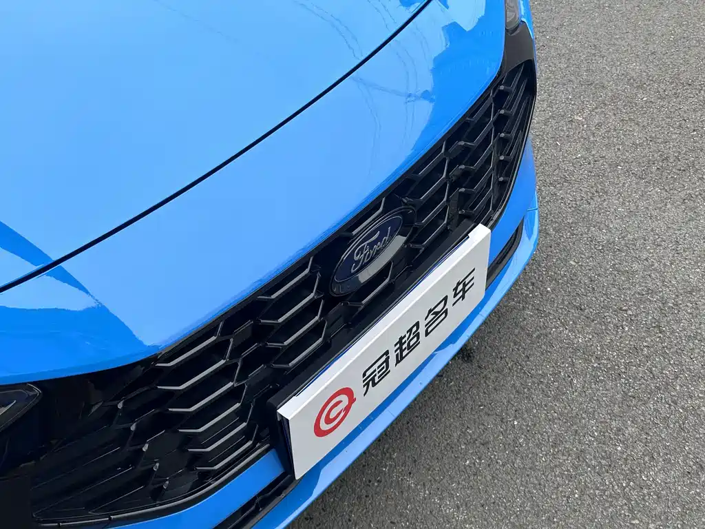 Focus 2022 sedan EcoBoost 180 automatic racing version купить на сайте DeffCars