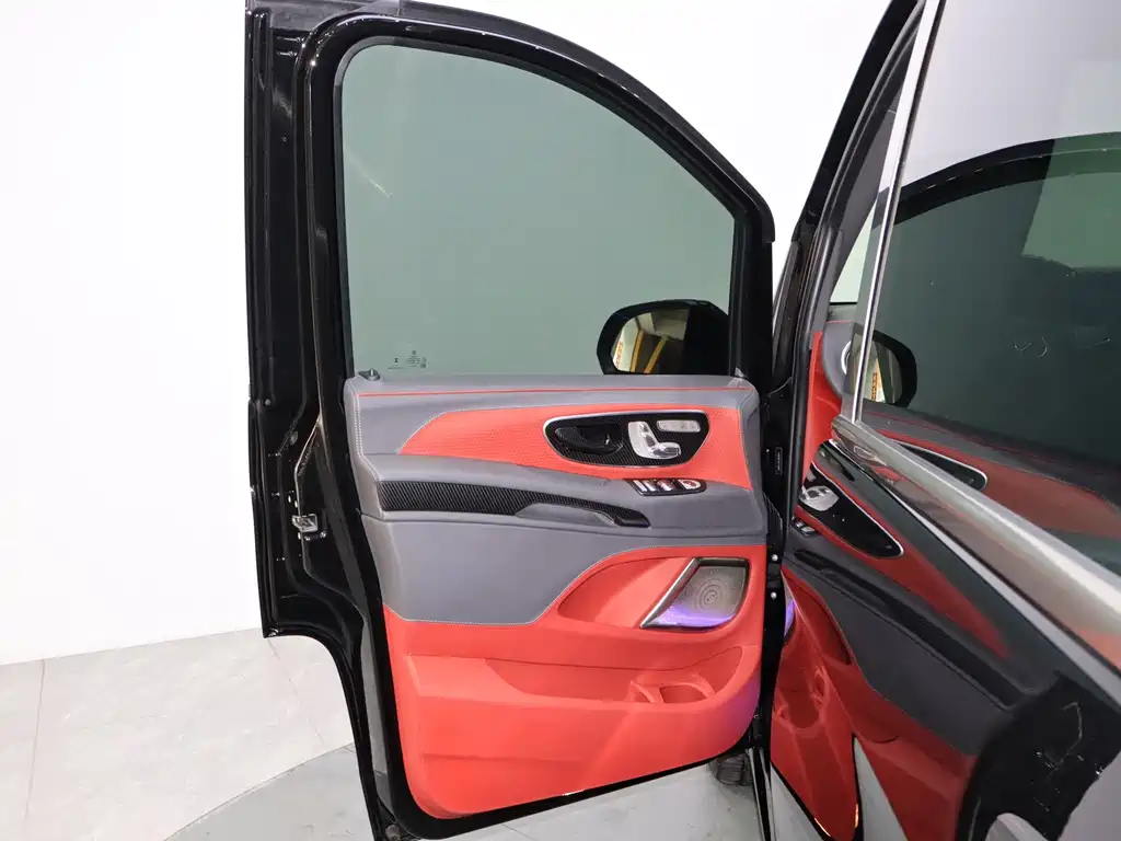 Vito 2023 2.0T Elite Edition 7 seats купить на сайте DeffCars